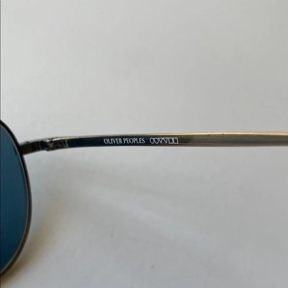 Oliver Peoples Black Sunglasses - Picture 9 of 9